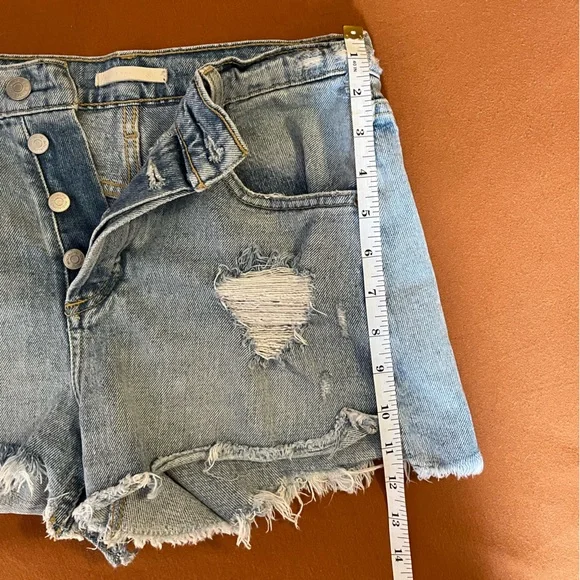 Socialite Distressed Denim Jean Shorts Size 26 - Picture 3 of 6
